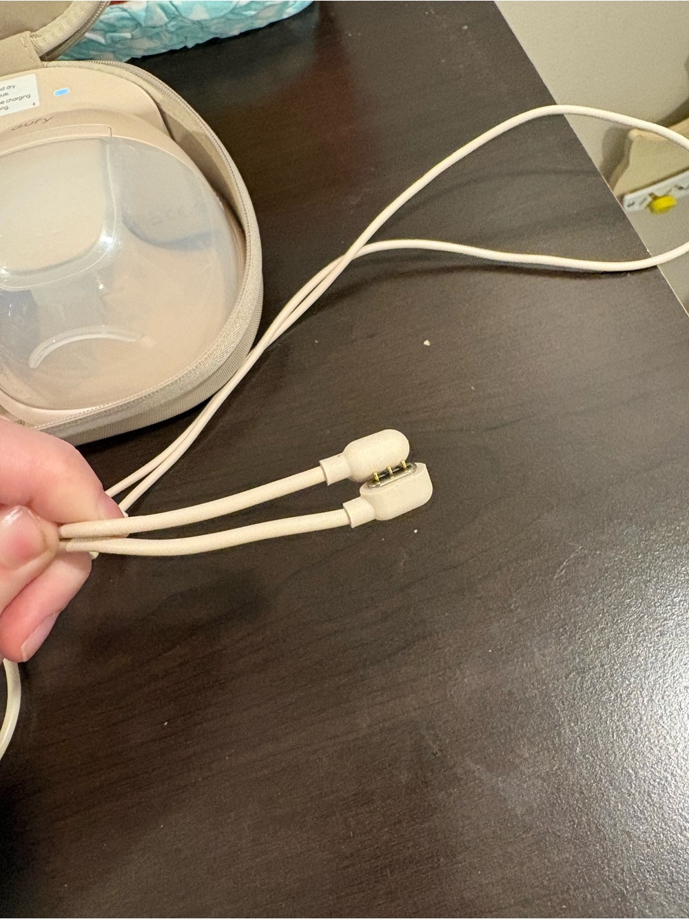 Eufy S1pro with charging case - Picture 4 of 7